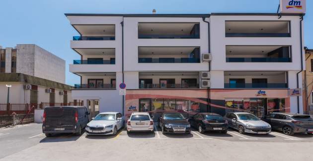 Two-Bedroom Apartment  No.5 with Balcony