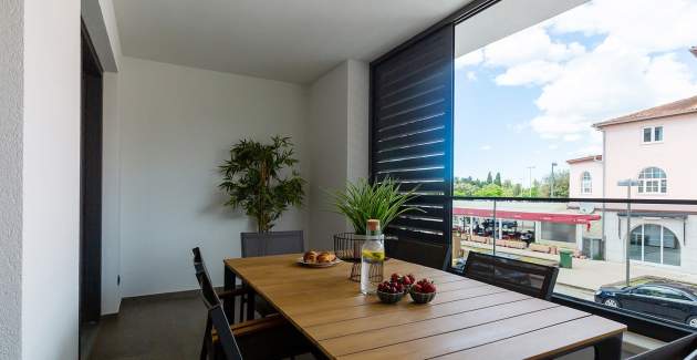 Two-Bedroom Apartment  No.5 with Balcony