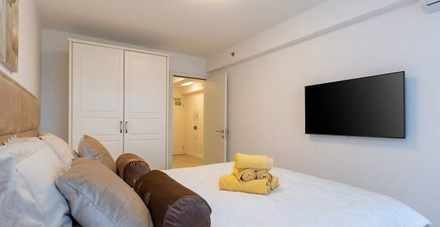 Residence Nar / Two-Bedroom Apartment  No.18 with Balcony