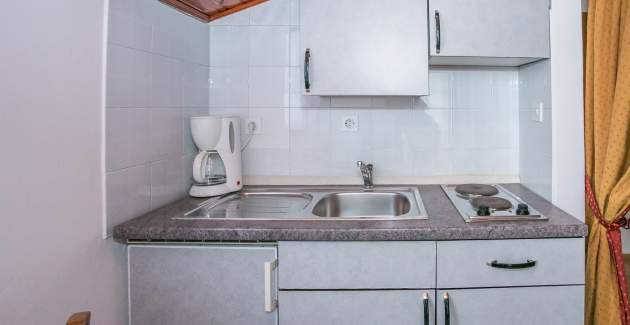 Apartman s 1 spavaćom sobom Dado IV s balkonom