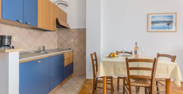 Apartman Evelyn Brostolade No.1