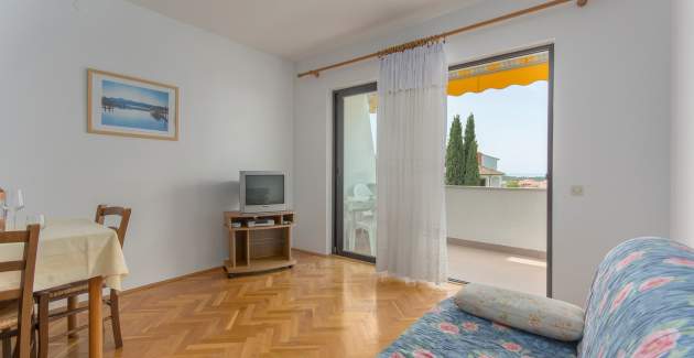 Apartman Evelyn Brostolade No.1