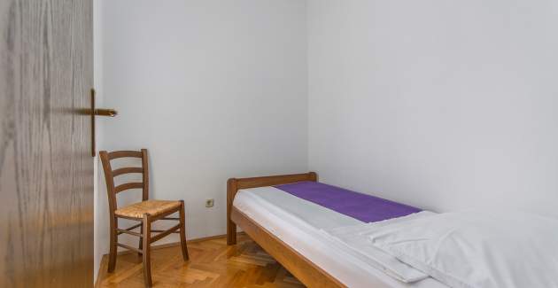 Apartman Evelyn Brostolade No.1