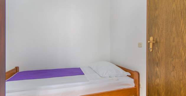 Apartman Evelyn Brostolade No.1