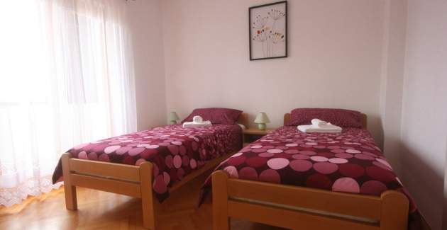 Dvosobni apartman Luisa s balkonom