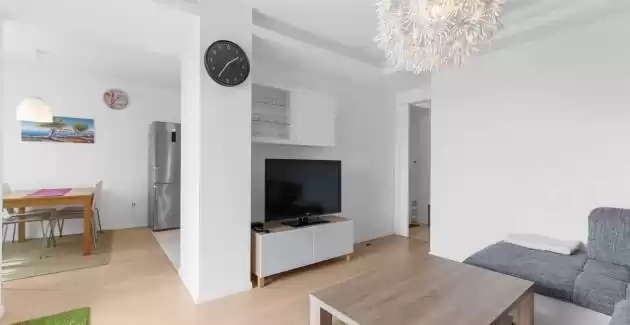 Apartment White