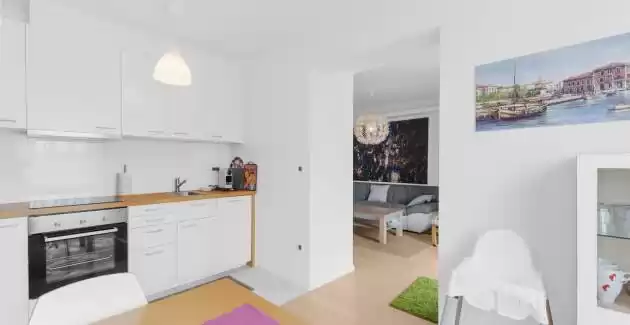 Apartment White