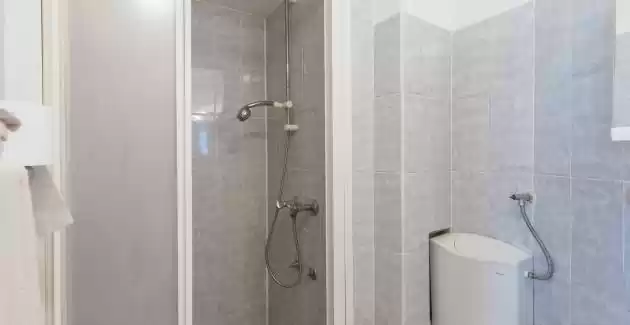 Ines & Hans Tar - Apartment mit Balkon