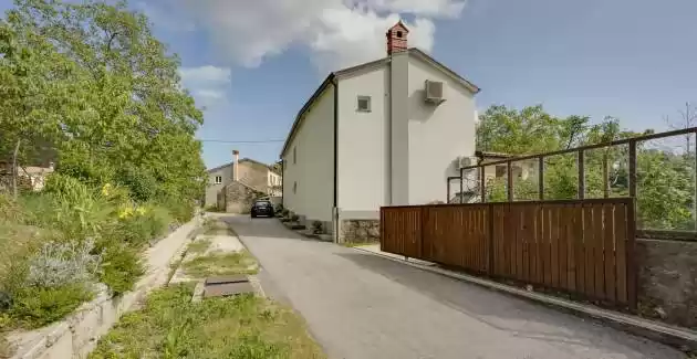 Ferienhaus Planik mit privatem Pool