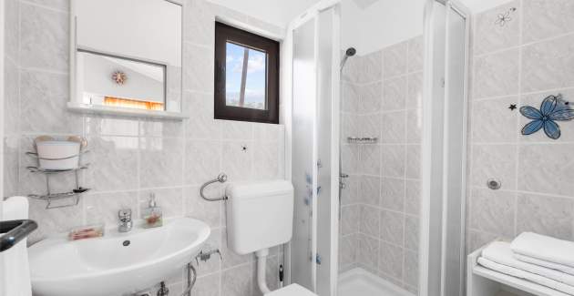 Casa Jelena with Shared Pool