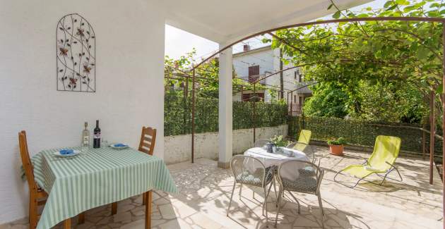 Apartment Emili A2 with Terrace