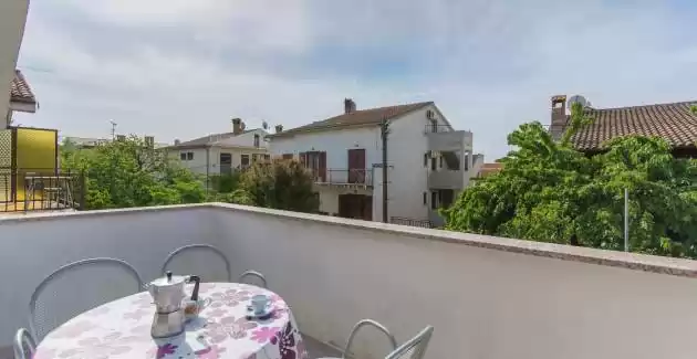 Apartment Emili A5 with Balcony