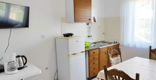 Two bedroom apartment with balcony A1