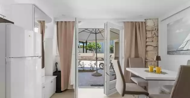 APP Sandro con Piscina A5