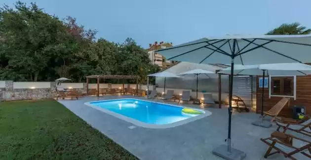 APP Sandro con Piscina A5