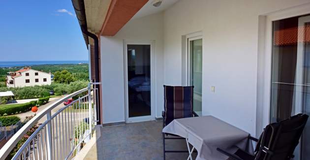 Deluxe Apartment in Tar with Sea View
