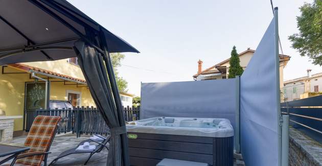 Casa Martina with Whirlpool