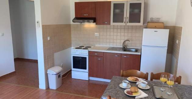 Apartments Iva A2-Lopar