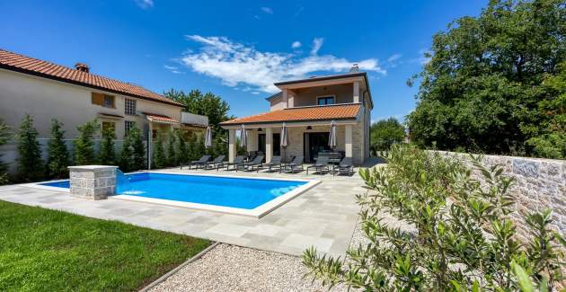 Villa Alves