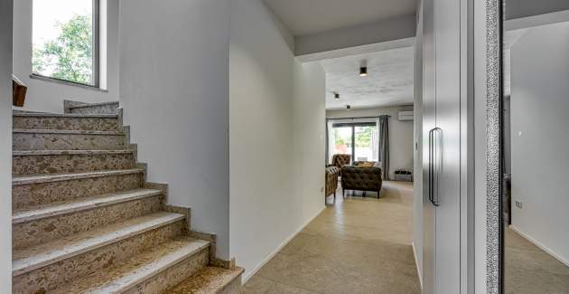 Villa Alves with Private Pool