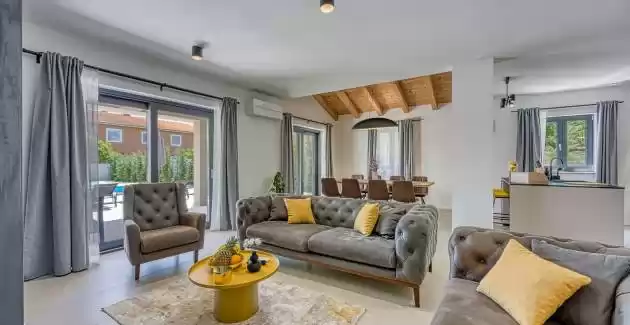 Villa Alves