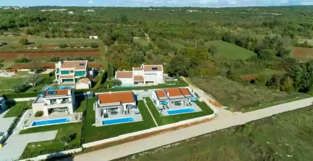 Villa Tetiana- Pool and Whirlpool