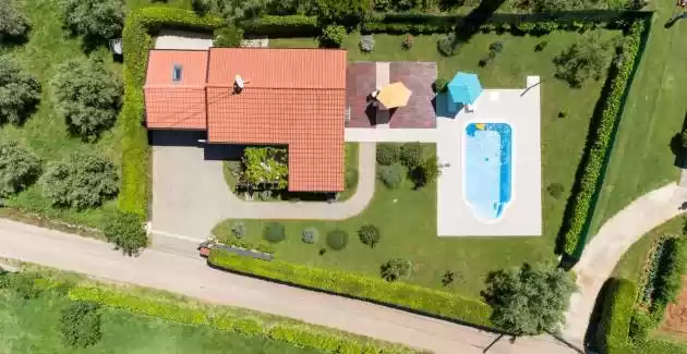 Casa Luka Vareski