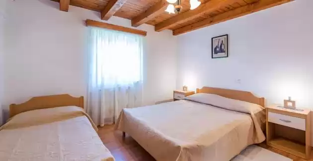 Ferienhaus Legovich