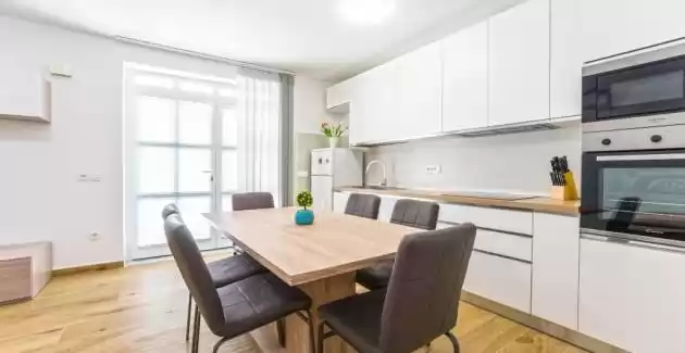 Villa Bianca - Apartment with Private Pool