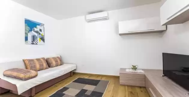Villa Bianca - Apartment with Private Pool