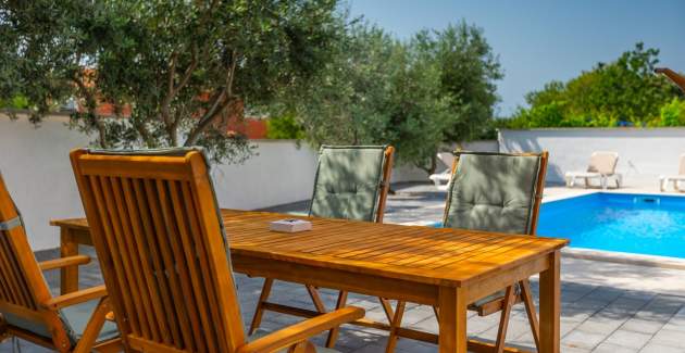 Appartamento Zdenka con balcone e vista piscina A4