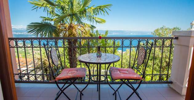 Ferienwohnung Jasminka I mit Balkon und Meerblick - Lovran