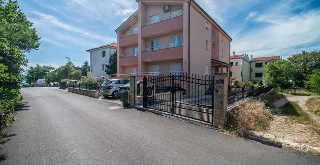 Appartamento con 2 Camere da Letto Jesenova I con Balcone