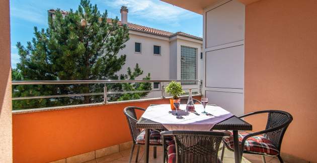 Appartamento con 2 Camere da Letto Jesenova I con Balcone