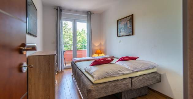 Appartamento con 2 Camere da Letto Jesenova I con Balcone