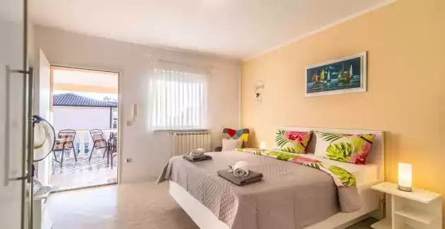 Apartments Delphin / Studio Apartment No.1
