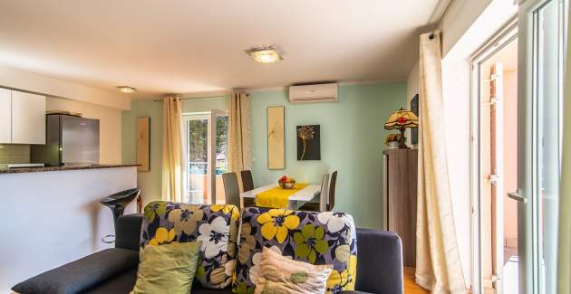Apartment Jesenova II mit zwei Schlafzimmern, nur 250 m vom Strand Entfernt
