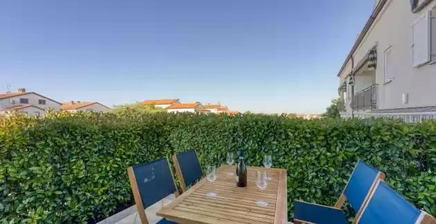 Apartment Perla with Terrace