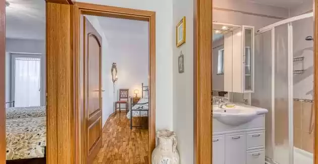 Apartment Perla with Terrace