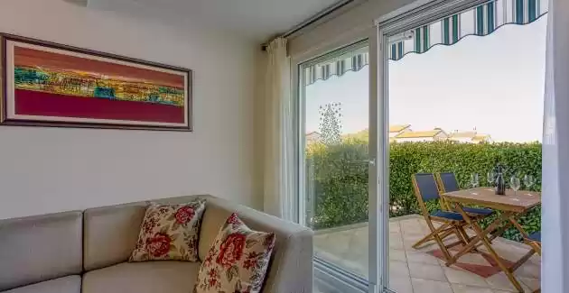 Apartment Perla with Terrace