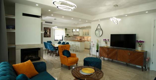 Modern and spacious Villa Sara