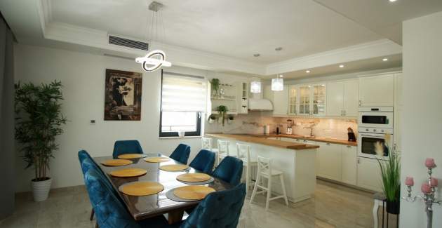 Modern and spacious Villa Sara