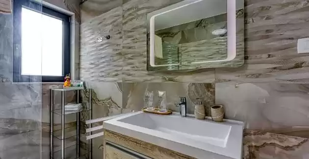 Luxury Apartment LIGHT