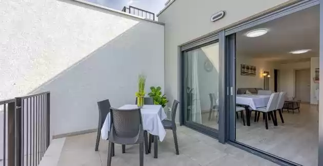 Luxury Apartment LIGHT