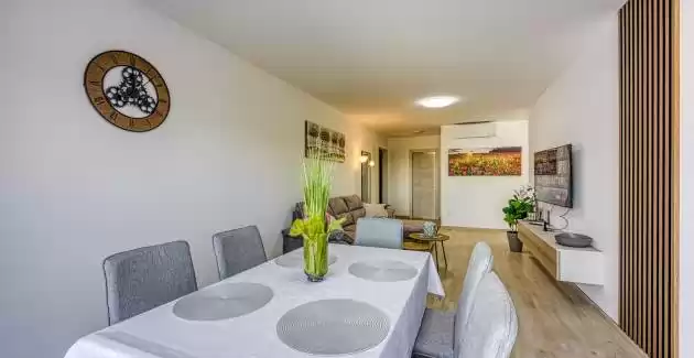 Luxury Apartment LIGHT