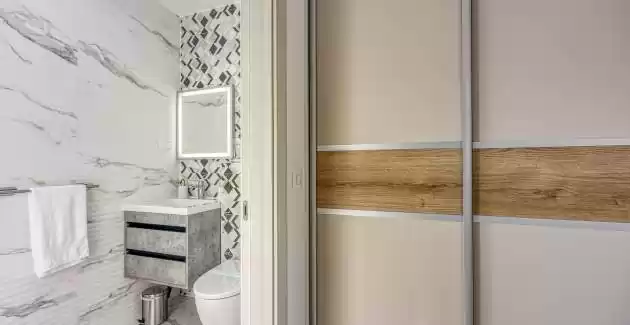 Luxury Apartment LIGHT