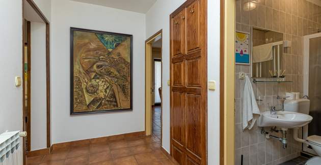 Three-Bedroom Apartment Josipa with Whirlpool