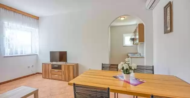 Marinka Porec A1 with Terrace