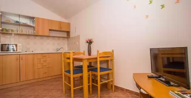 Biondic, One bedroom View A3