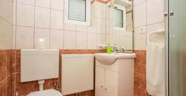 Biondic, One bedroom View A3